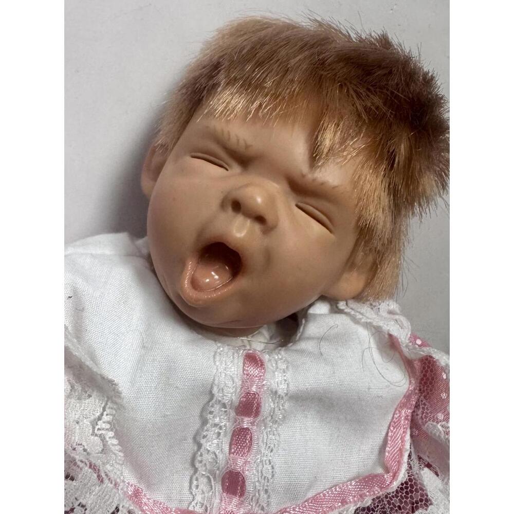 vintage berenguer sleeping baby doll 9 inch yawning face‎ lace dress collectible